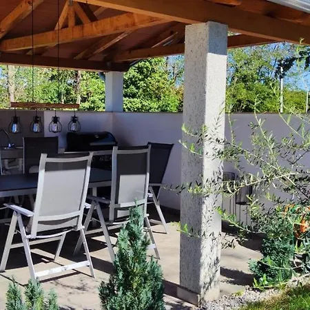Allegra Villa